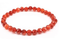 Pulseira de cornalina com contas facetadas de 6 mm.