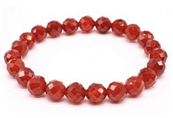 Pulseira de cornalina com contas facetadas de 8 mm.